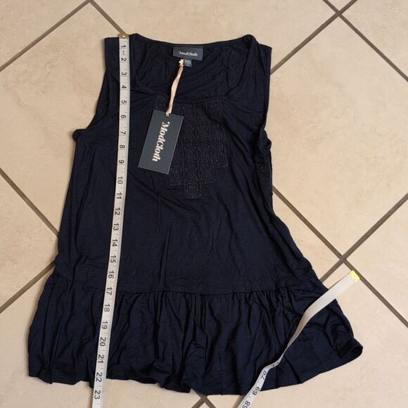 NWT ModCloth Dark Navy Blue Sleeveless peplum tank crochet neck size XXS - Picture 6 of 9